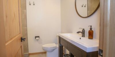 Lodge Bathroom Lodge Bathroom